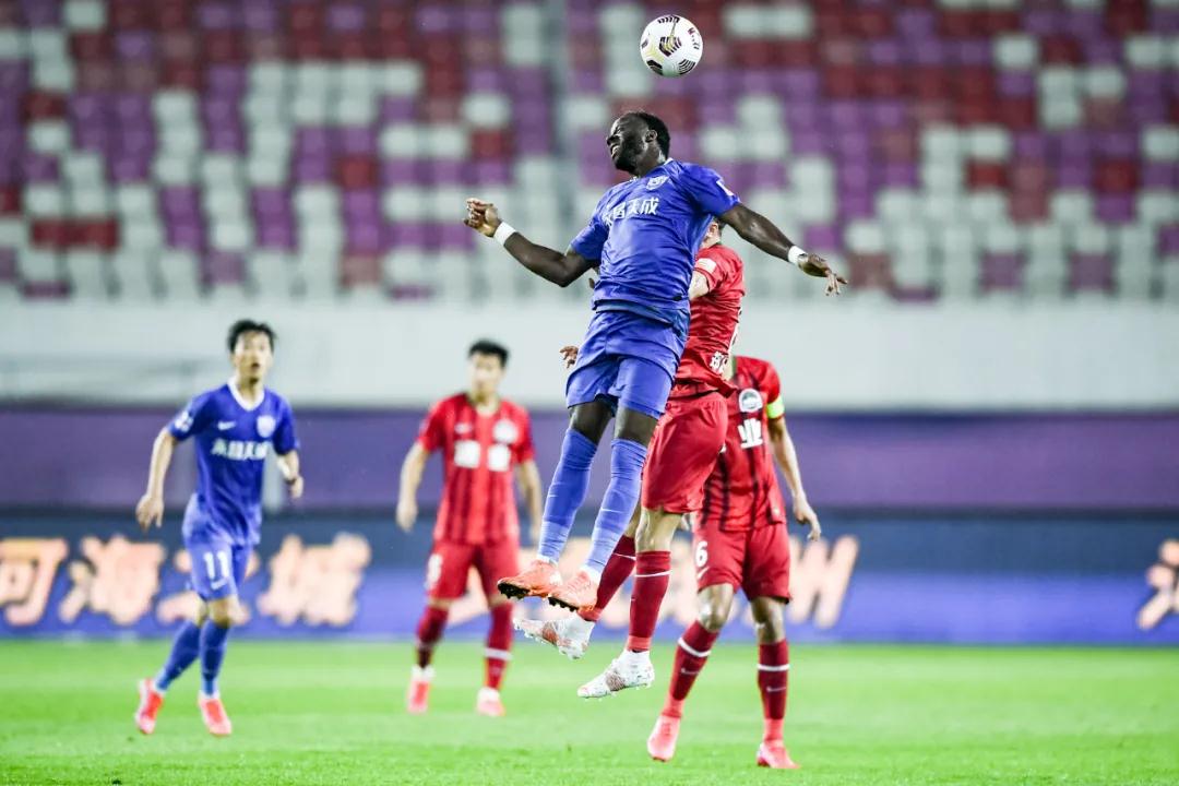 نتائج دوري أبطال أوروبا حتى الآنأحدث التطورات والمواجهات المثيرة